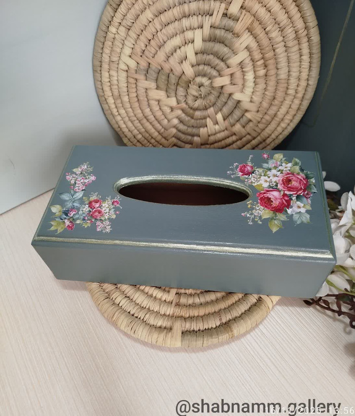 جادستمالی چوبی دستساز؛ ترکیب هنر پتینه و دکوپاژ مخصوص دکوراسیون خاص