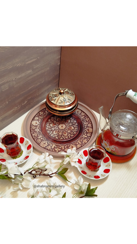 سینی چوبی رزین شده با طرح سنتی در رنگ وطرح دلخواه