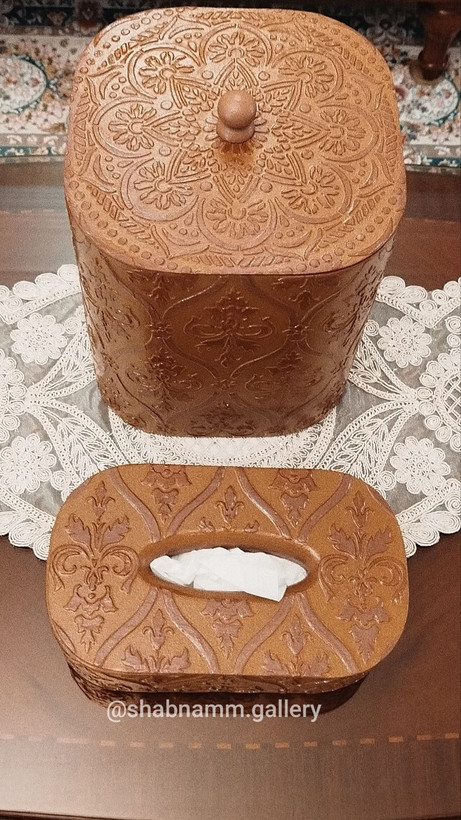 جادستمالی چوبی دستساز؛ ترکیب هنر پتینه و دکوپاژ مخصوص دکوراسیون خاص