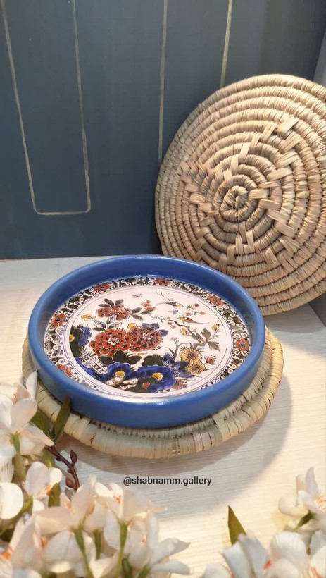 سینی چوبی کف رزین طرح قلم آبی در تنوع رنگ