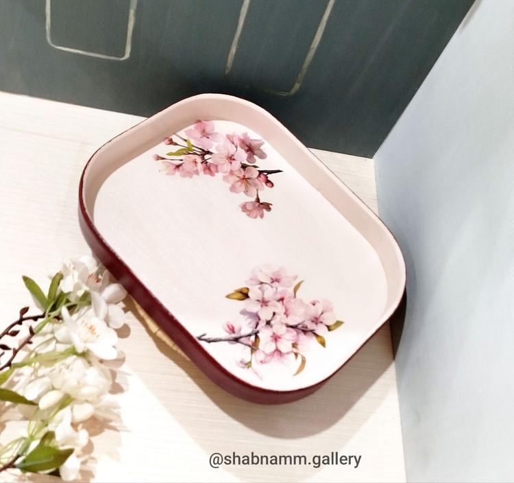 سینی چوبی دکوپاژ در رنگبندی متنوع