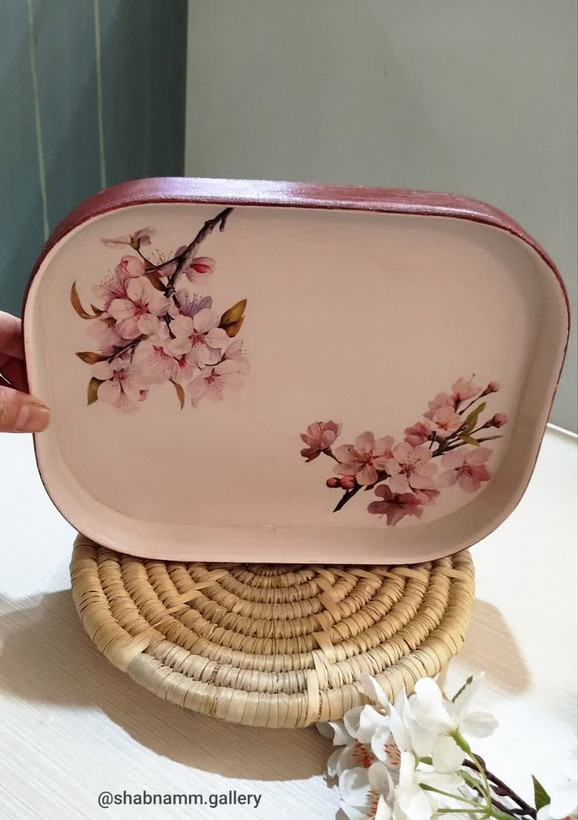 سینی چوبی دکوپاژ در رنگبندی متنوع
